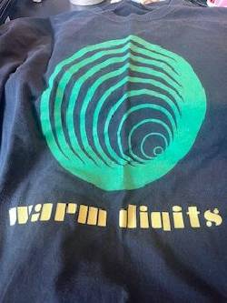 Keep Warm - T-Shirt